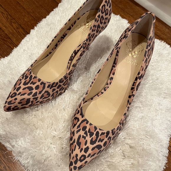 Vince Camuto Leather Mid-Heel Pumps - Rachella - Picture 5 of 11